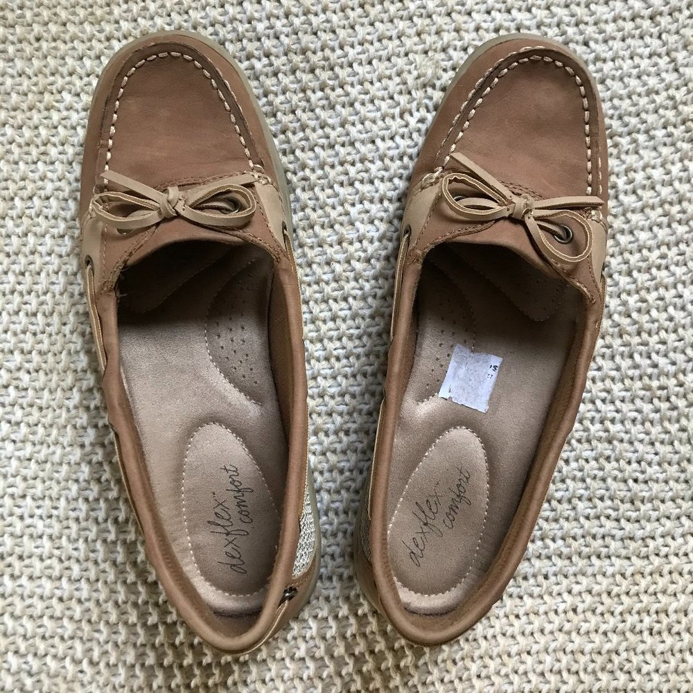 Dexflex Comfort tan deck shoes loafers size 7